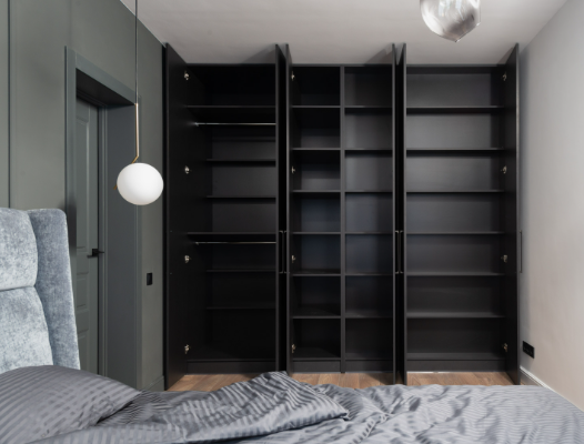 Small Bedroom, Big Impact: How Vertical Wardrobes Can Transform Your Home